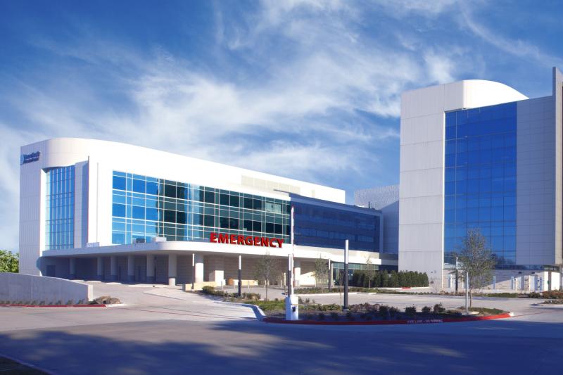 Image of the new tower next to the existing tower at Texas Health Huguley Hospital Fort Worth South